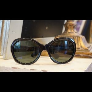 Black Oversized Ray-Ban Sunglasses
